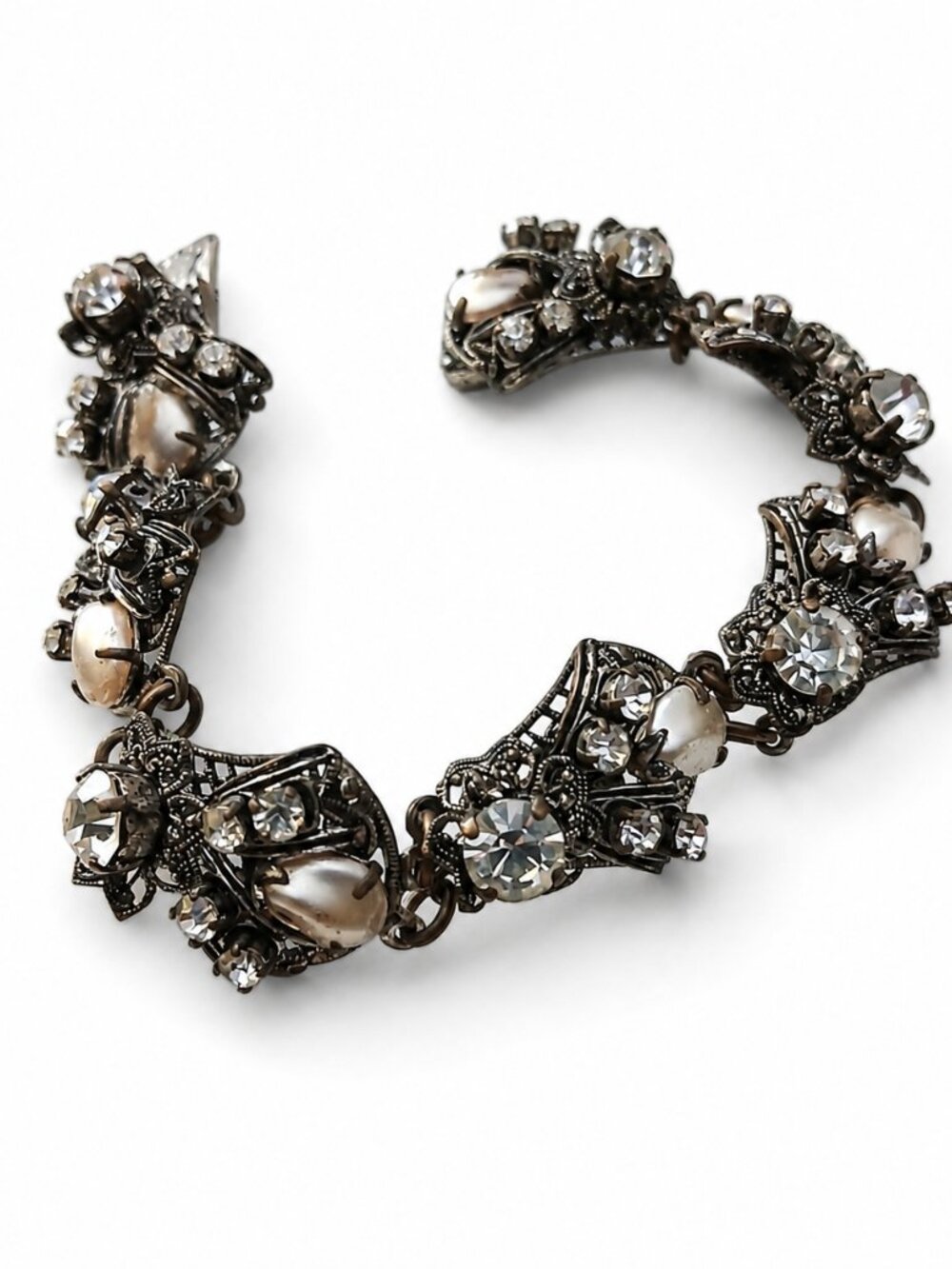 1930s Vintage Art Deco Faux Pearl and Rhinestone Flower Basket Bracelet